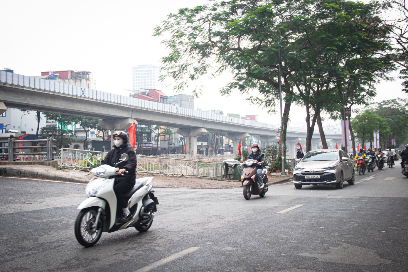 Phố Cầu Mới thông thoáng bất ngờ sau khi 'xóa sổ' chợ tự phát- Ảnh 5.