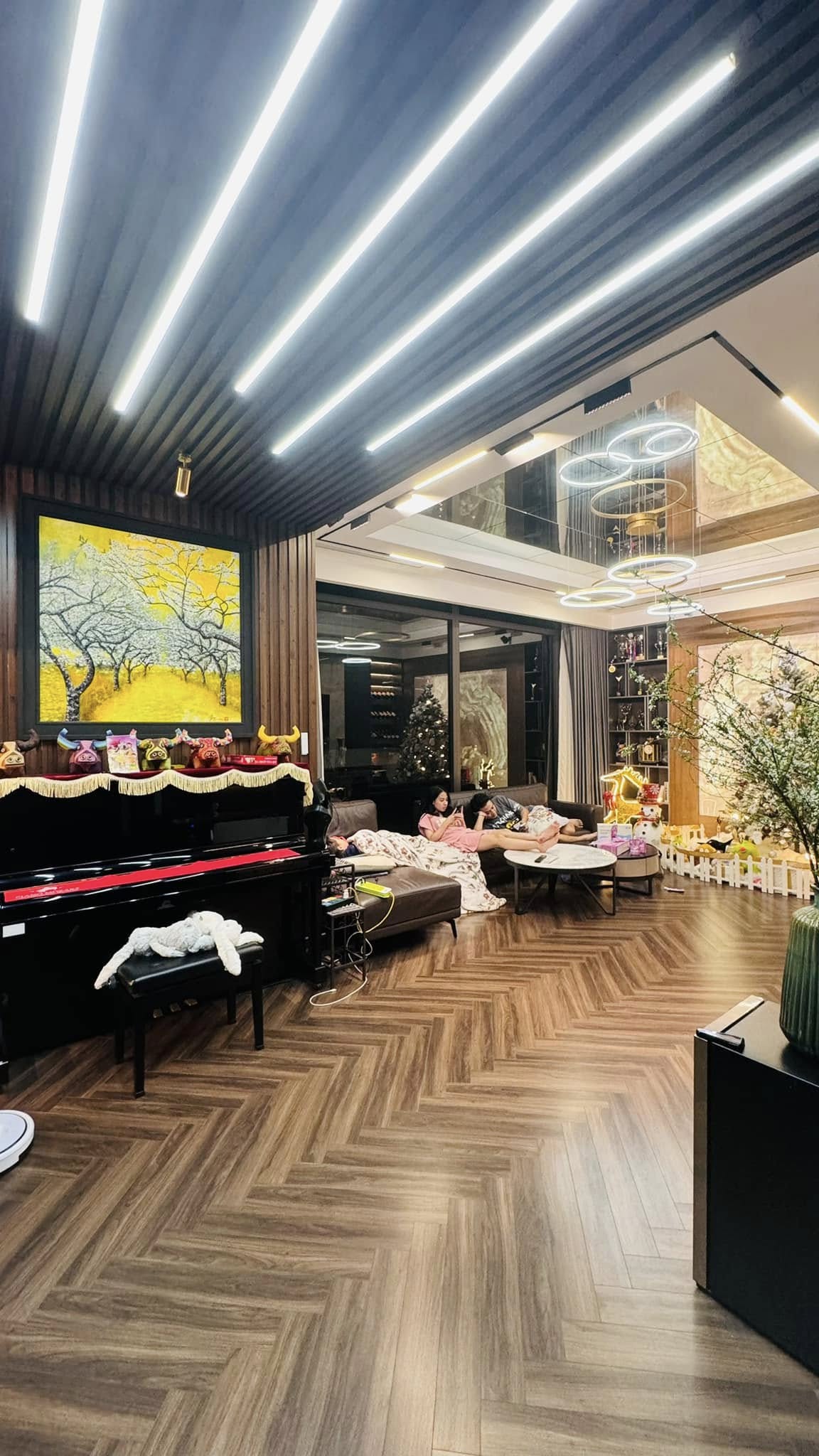 Nam thần phim giờ vàng 3 năm "mất hút" khỏi màn ảnh, chuyển nghề rao bất động sản, phụ vợ bán bún- Ảnh 9.