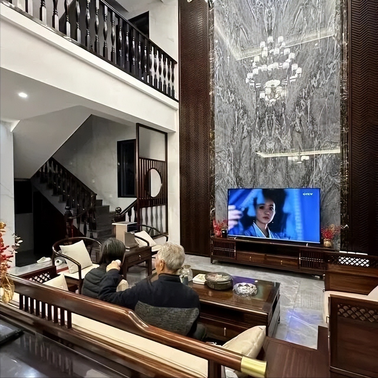 Vợ chồng U70 về quê dưỡng già, không làm phiền con cháu: Xây biệt thự 125m², tận hưởng cuộc sống bình yên mỗi ngày- Ảnh 5.