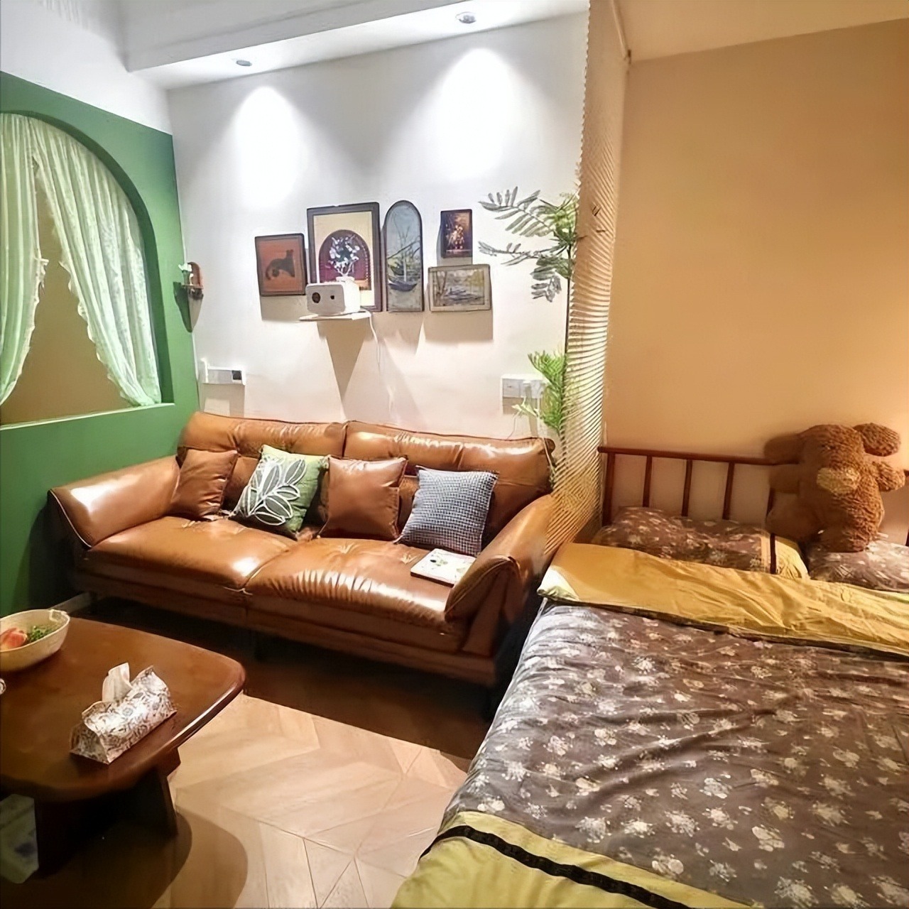 Thề chết không ở nhà thuê: Cô gái dồn tiền mua căn hộ nhỏ, quyết theo đuổi lối sống "nghèo sang chảnh" - Ảnh 5.