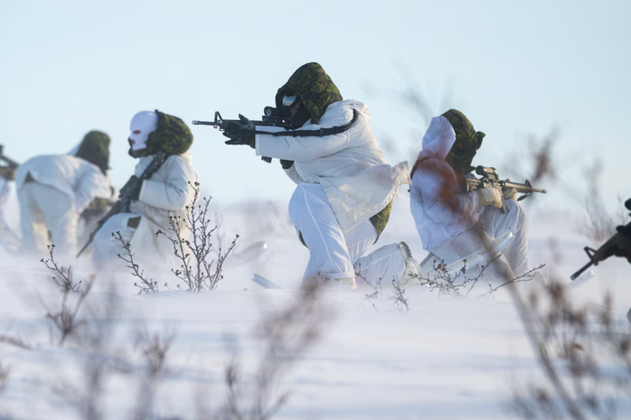 Lo ngại Mỹ, Canada lên kịch bản chưa từng có trong hơn 100 năm qua- Ảnh 2. Lo ngại Mỹ, Canada lên kịch bản chưa từng có trong hơn 100 năm qua- Ảnh 2.