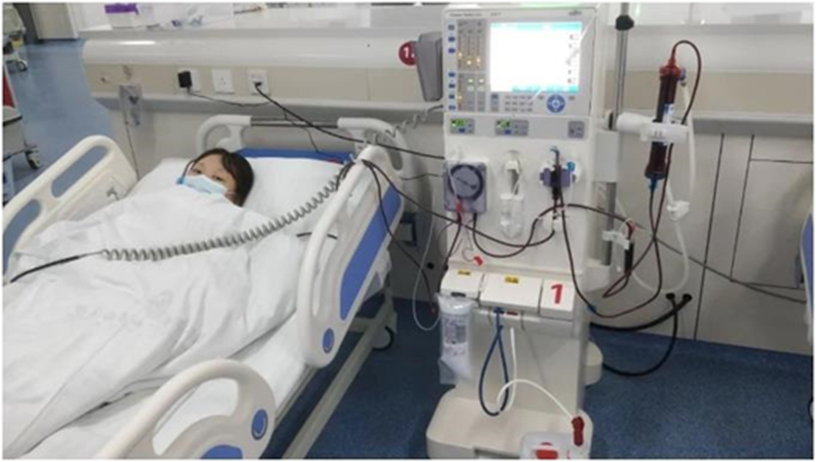 24 tuổi "nhận án" suy thận giai đoạn cuối, cô gái bật khóc: “Ra trường chưa kịp đi làm đã phải chạy thận, giá như tôi để ý sớm hơn các dấu hiệu…”- Ảnh 1.