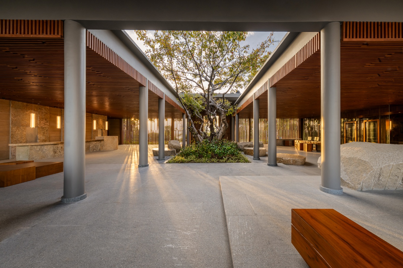 JW Marriott Cam Ranh Bay Resort & Spa do SonKim Land phát triển được vinh danh tại International Property Awards - Ảnh 2.