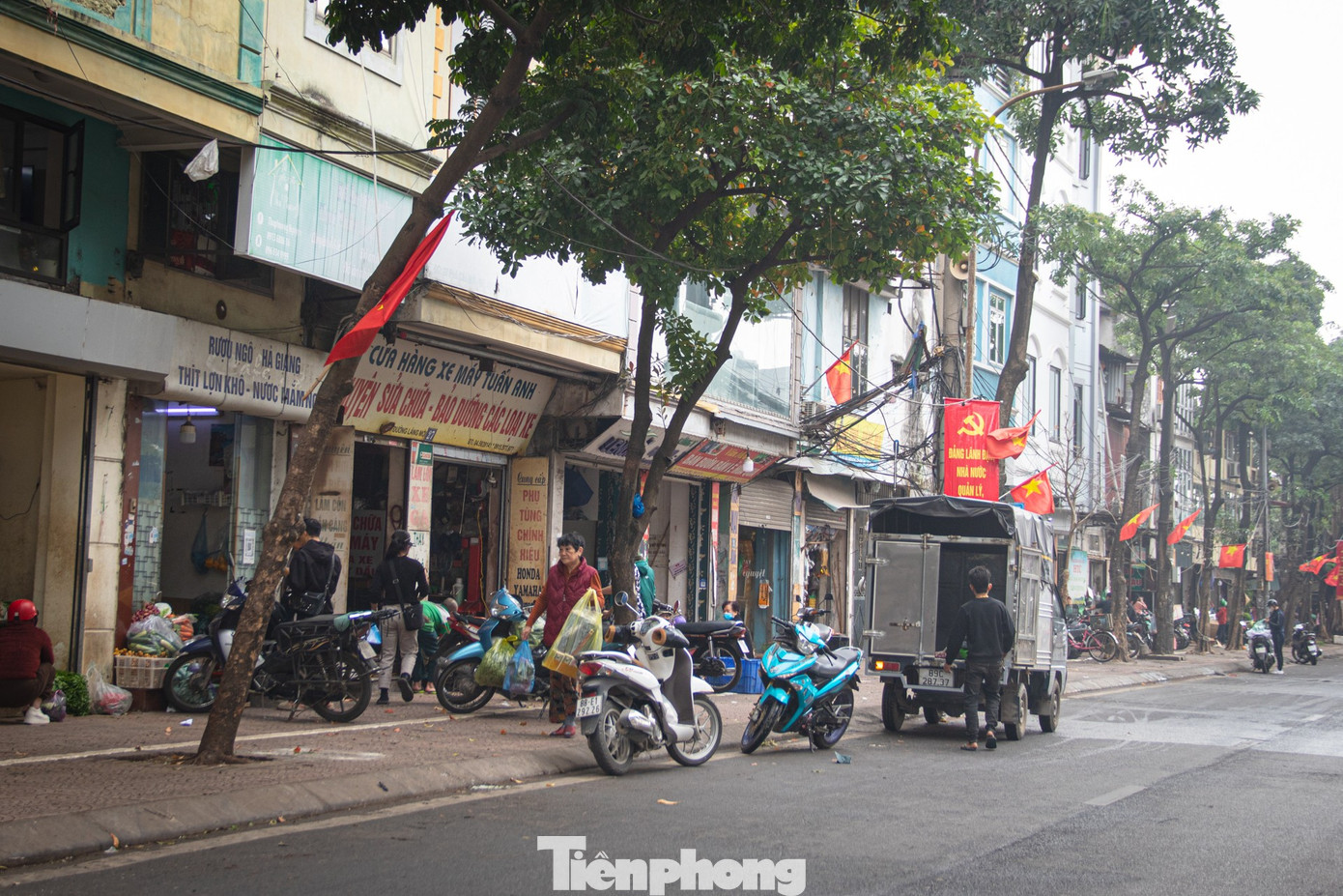 Phố Cầu Mới thông thoáng bất ngờ sau khi 'xóa sổ' chợ tự phát- Ảnh 7.