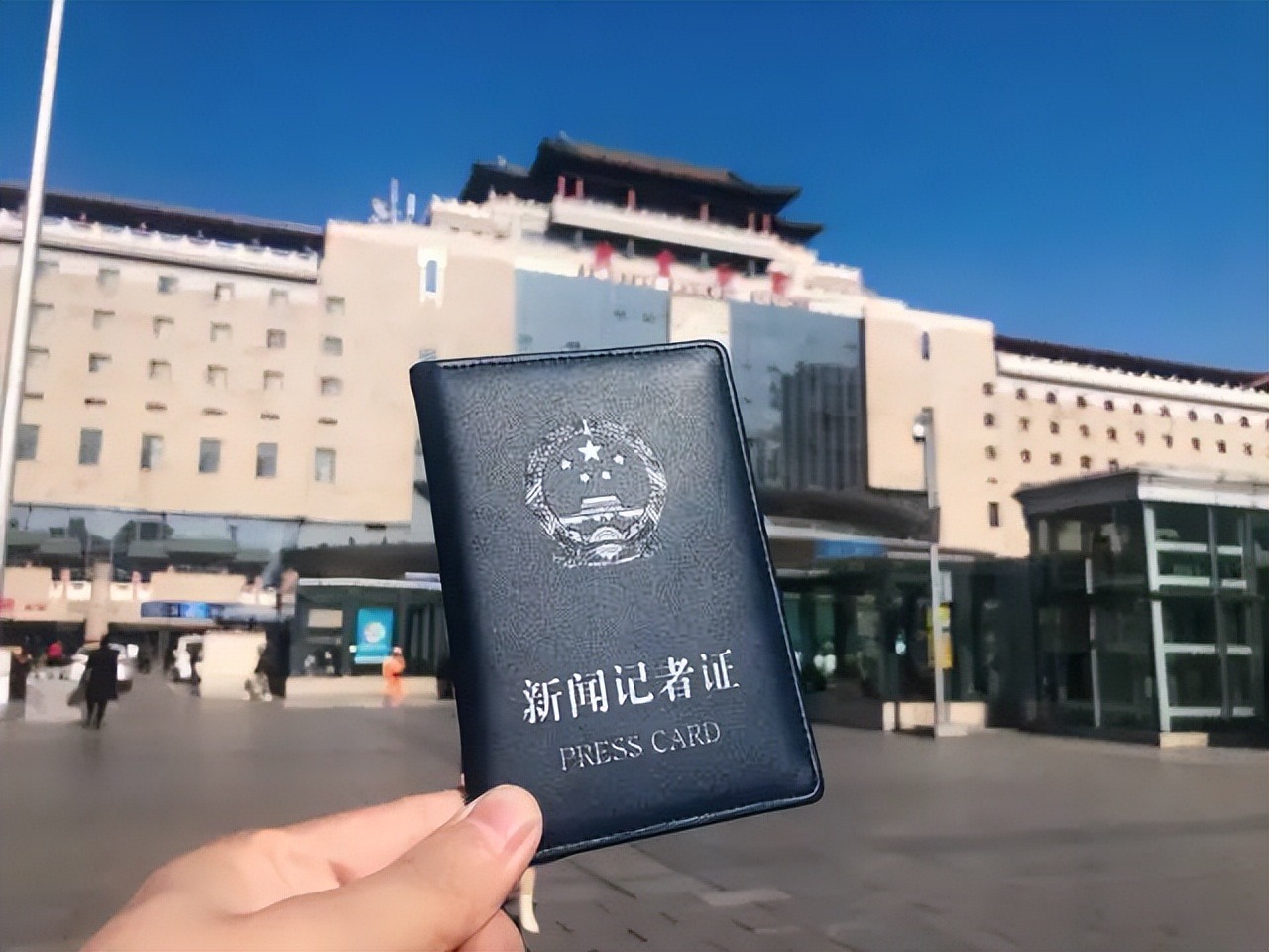 BTV kỳ cựu rời đài truyền hình vì áp lực: Dốc sạch tiền mua nhà "chữa lành", sống 1 mình hạnh phúc - Ảnh 4. BTV kỳ cựu rời đài truyền hình vì áp lực: Dốc sạch tiền mua nhà "chữa lành", sống 1 mình hạnh phúc - Ảnh 4.