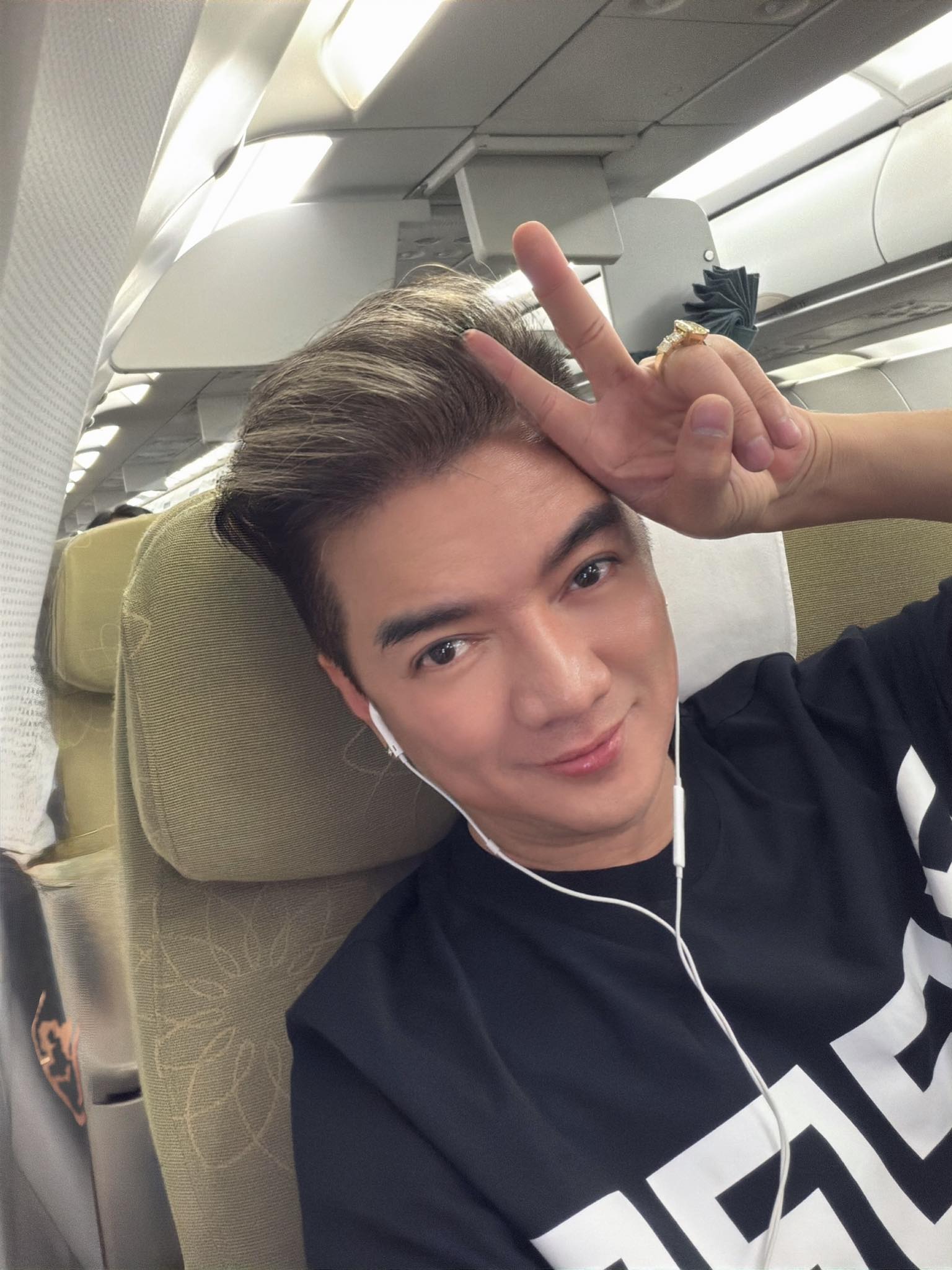 Đàm Vĩnh Hưng nói gì trước thông tin phải bán nhà, bán đất để sống?- Ảnh 2.