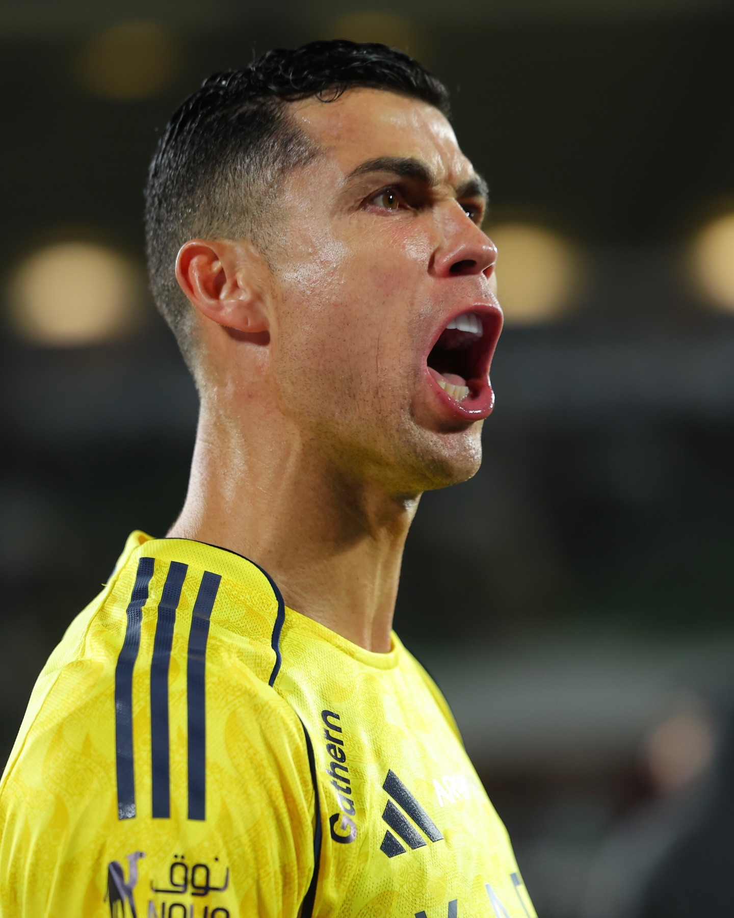 Ronaldo sao đỉnh thế này!- Ảnh 1. Ronaldo sao đỉnh thế này!- Ảnh 1.