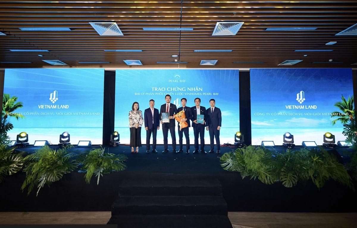 Vietnam Land đảm nhiệm phân phối F1 dự án Vinhomes Pearl Bay tại Nha Trang - Ảnh 1. Vietnam Land đảm nhiệm phân phối F1 dự án Vinhomes Pearl Bay tại Nha Trang - Ảnh 1.