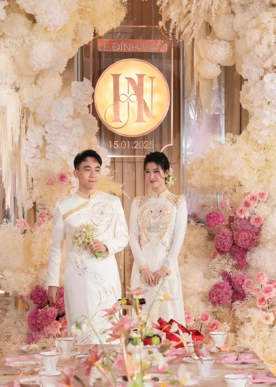 Lần đầu hé lộ trọn vẹn lễ gia tiên Á hậu Phương Nhi và Minh Hoàng: Nhan sắc, thần thái cô dâu không điểm chê!- Ảnh 7.