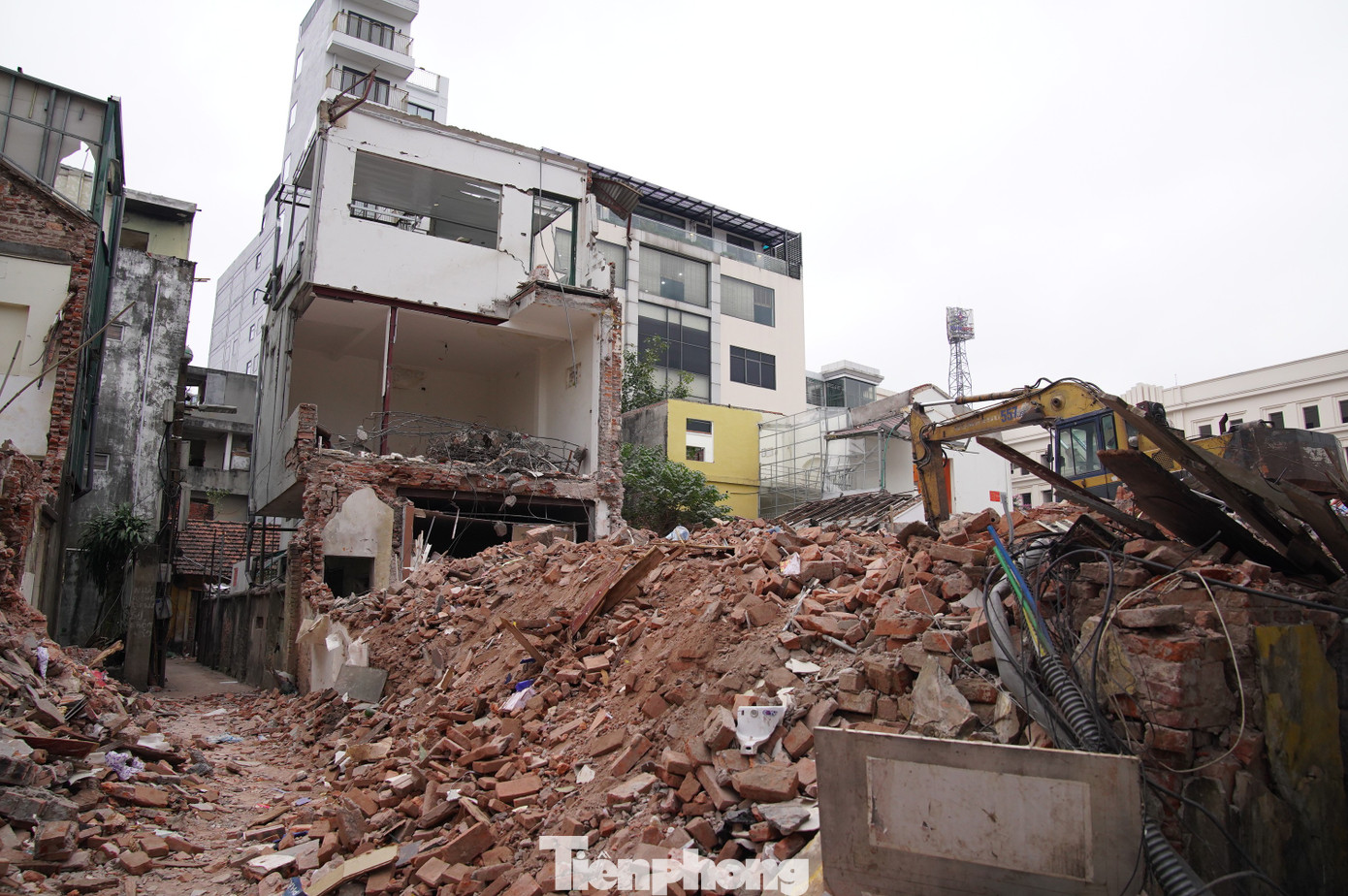 Đồng loạt phá dỡ mặt bằng làm dự án Quảng trường – Công viên phía Đông hồ Hoàn Kiếm- Ảnh 3.