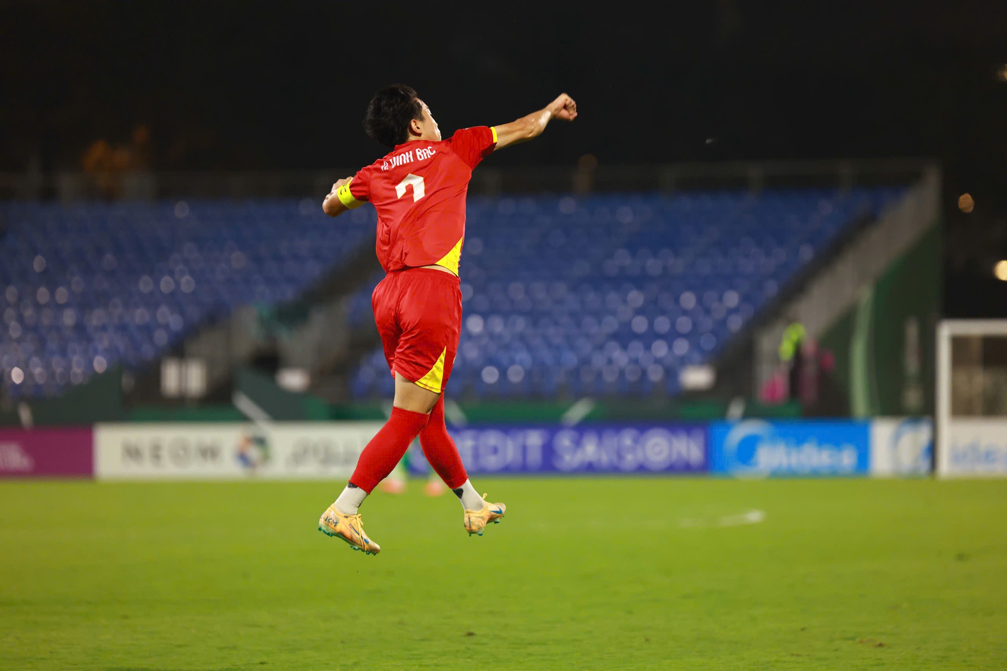 Đình Bắc vẽ cầu vồng giữa sa mạc- Ảnh 3.