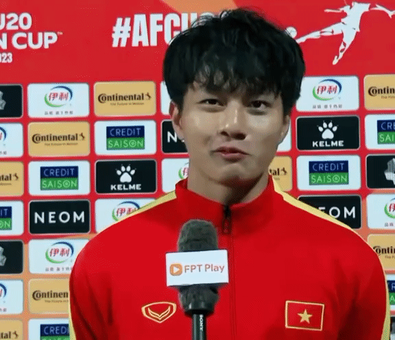 Chân dung thủ môn Cao Văn Bình&nbsp;- người giúp U23 Việt Nam thắng Hàn Quốc theo kịch bản nghẹt thở- Ảnh 3.