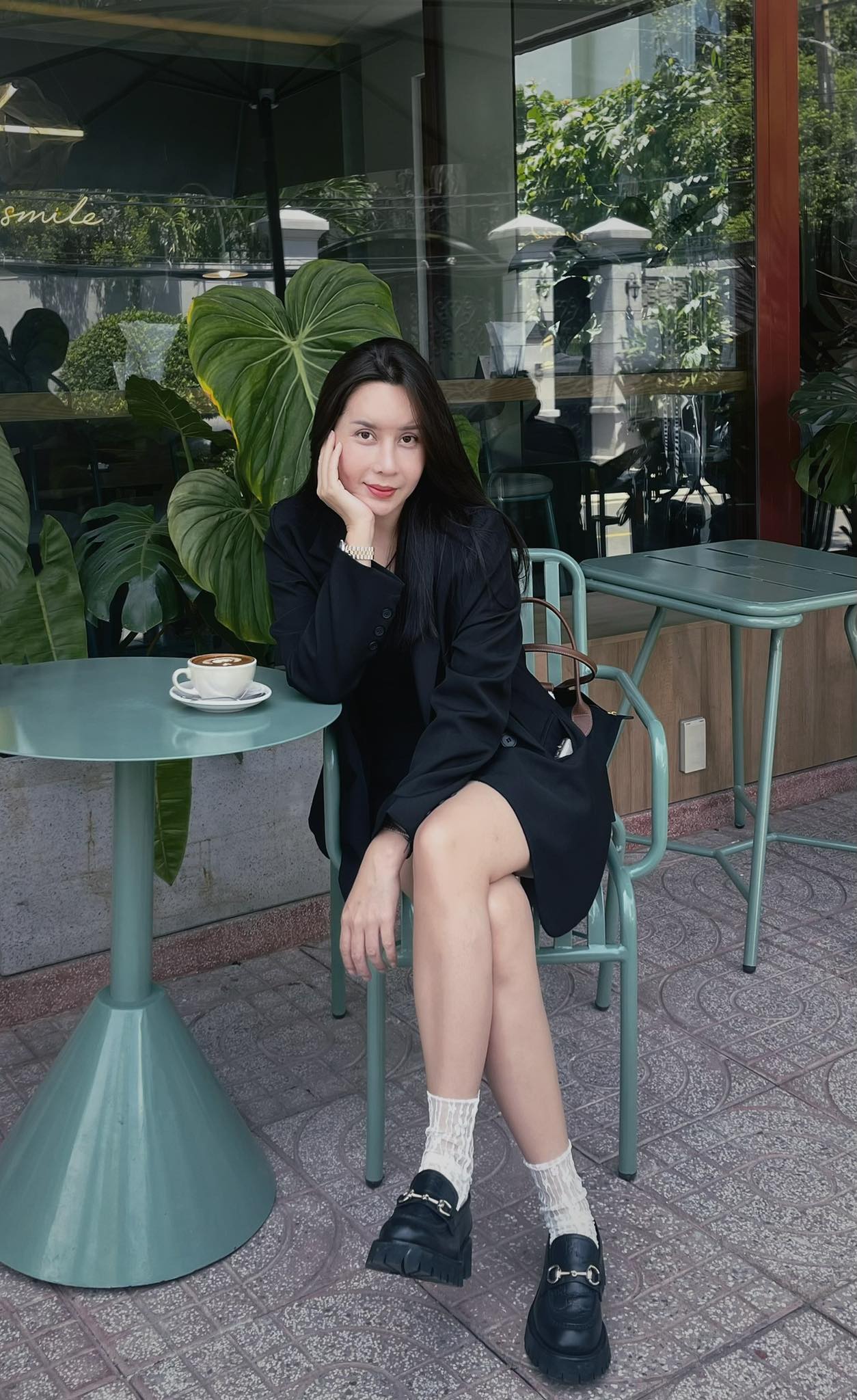 Lưu Hương Giang đáp trả khi bị mỉa mai nhan sắc - Ảnh 3. Lưu Hương Giang đáp trả khi bị mỉa mai nhan sắc - Ảnh 3.