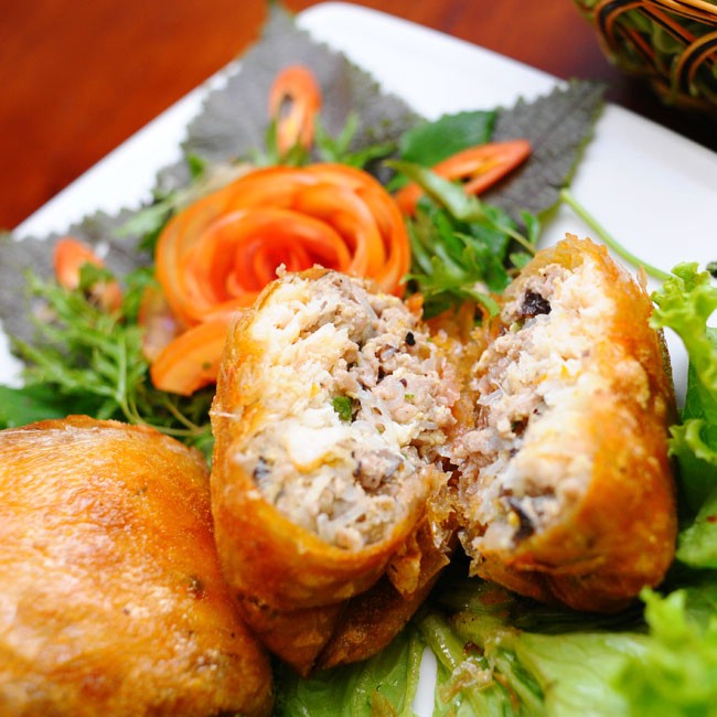 Món Việt lên đài Hàn Quốc: Bán ở quán bình dân, du khách nhận xét: "Như đang ăn cơm cung đình vậy!" - Ảnh 4.