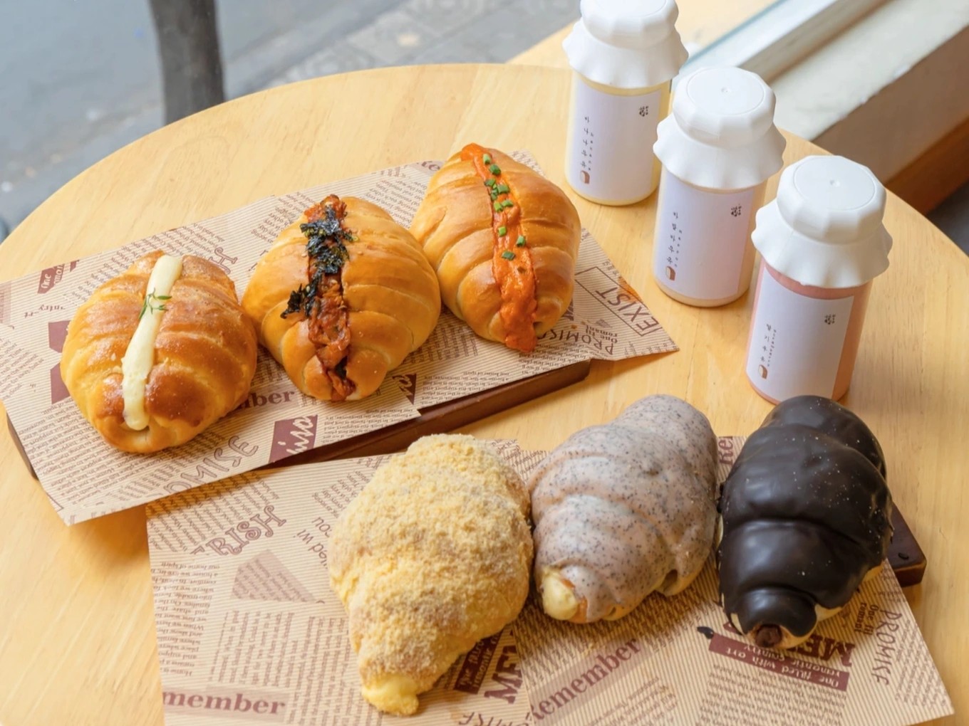 Tiệm bánh mỳ có tiếng ở TPHCM bất ngờ thông báo đóng cửa vĩnh viễn- Ảnh 1.