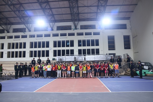 Đồng loạt khám xét, bắt 205 đối tượng trong chuyên án đặc biệt lớn, lừa hàng trăm tỷ đồng của người Việt- Ảnh 3. Đồng loạt khám xét, bắt 205 đối tượng trong chuyên án đặc biệt lớn, lừa hàng trăm tỷ đồng của người Việt- Ảnh 3.