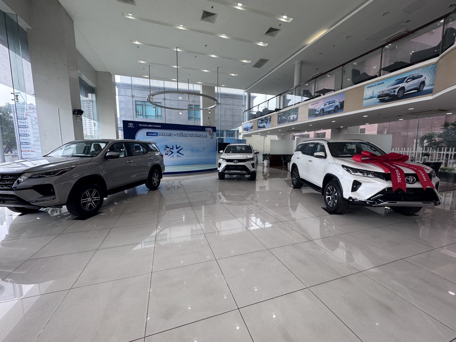 Cuối năm, nhiều hãng ô tô rơi vào cảnh không có xe để bán - Ảnh 1. Cuối năm, nhiều hãng ô tô rơi vào cảnh không có xe để bán - Ảnh 1.