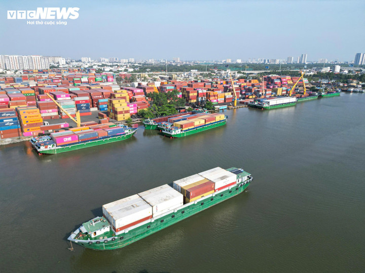 Sân bay Long Thành, cảng Cái Mép sẽ tái định vị điểm đến đầu tư khu vực phía Nam- Ảnh 1.