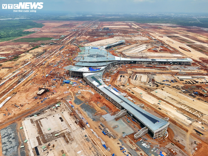 Sân bay Long Thành, cảng Cái Mép sẽ tái định vị điểm đến đầu tư khu vực phía Nam- Ảnh 2.