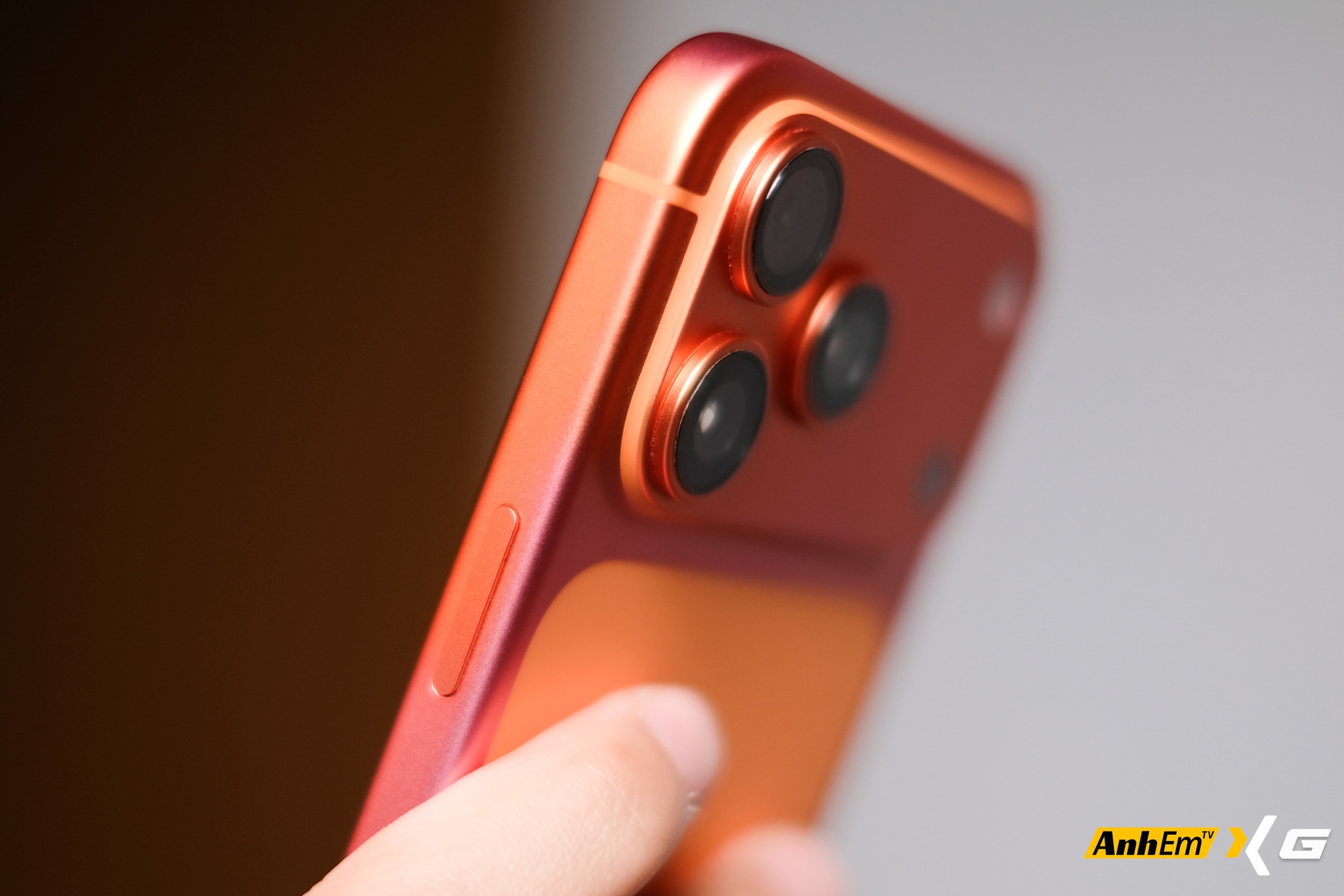 Tưởng chỉ là "đồn trên mạng", iPhone 17 Pro Max "đổi màu" từ Cam sang Hồng nay đã xuất hiện tại Việt Nam- Ảnh 12.