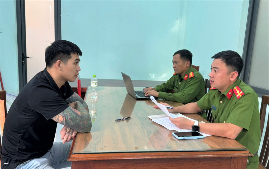 Gia Lai: Đối tượng truy nã đặc biệt nguy hiểm về tội “Giết người” ra đầu thú - Ảnh 1.