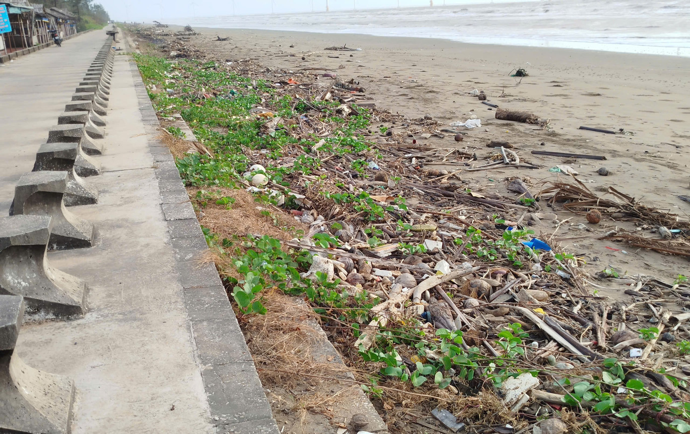 Nhếch nhác khu du lịch Ba Động nổi tiếng- Ảnh 1.