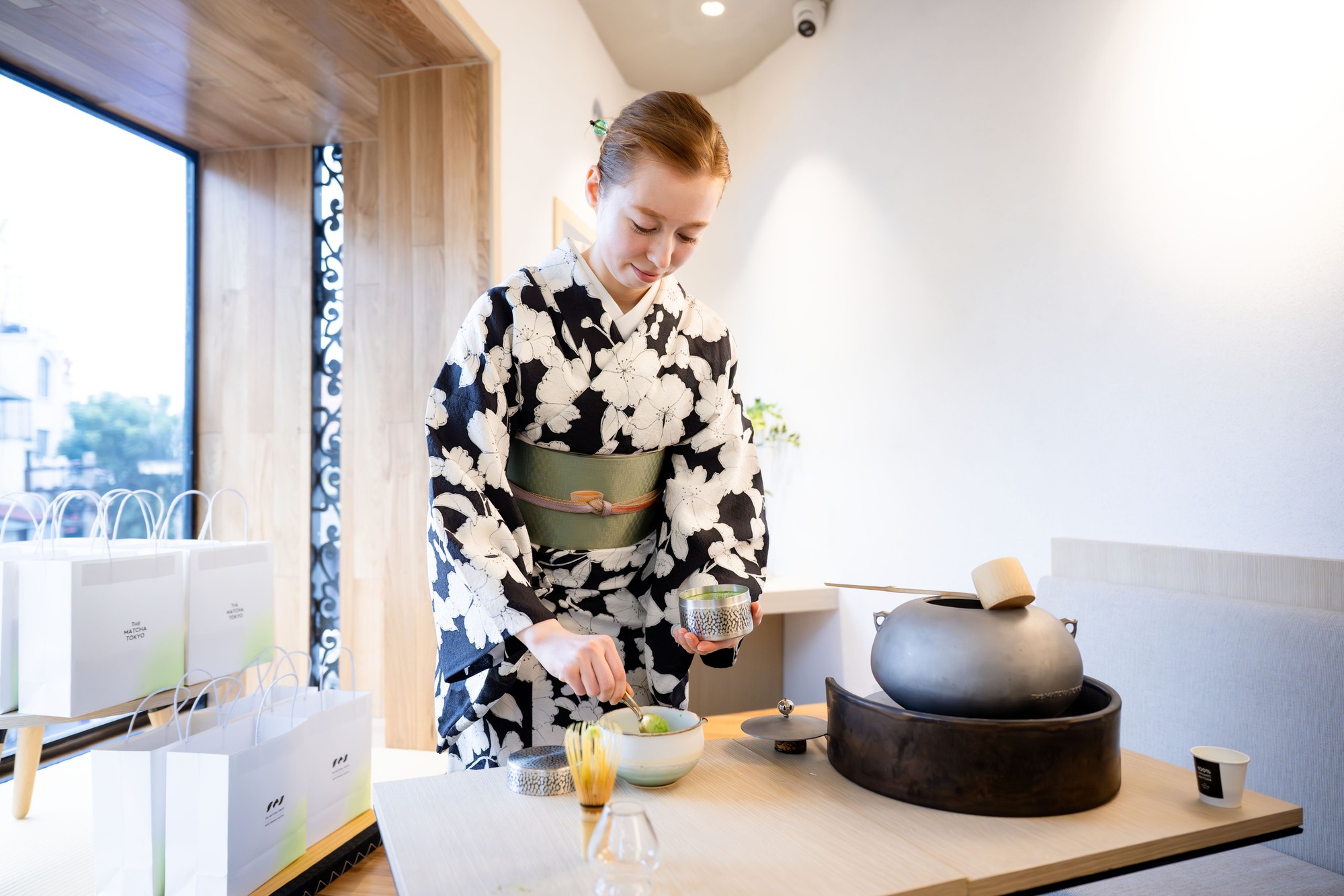 Review matcha đắt nhất Nhật Bản đổ bộ Hà Nội: Choáng trước tầng tầng lớp lớp hương vị nhưng cẩn thận nghiện lại khổ- Ảnh 4. Review matcha đắt nhất Nhật Bản đổ bộ Hà Nội: Choáng trước tầng tầng lớp lớp hương vị nhưng cẩn thận nghiện lại khổ- Ảnh 4.