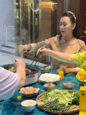 Tình trạng hiện tại trong biệt thự của Phương Oanh- Ảnh 7.