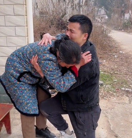 Lương 112 triệu gửi tiết kiệm, 7 năm sau đi rút 10 tỷ thì nhân viên ngân hàng nói: "1 đồng cũng không có"- Ảnh 2.