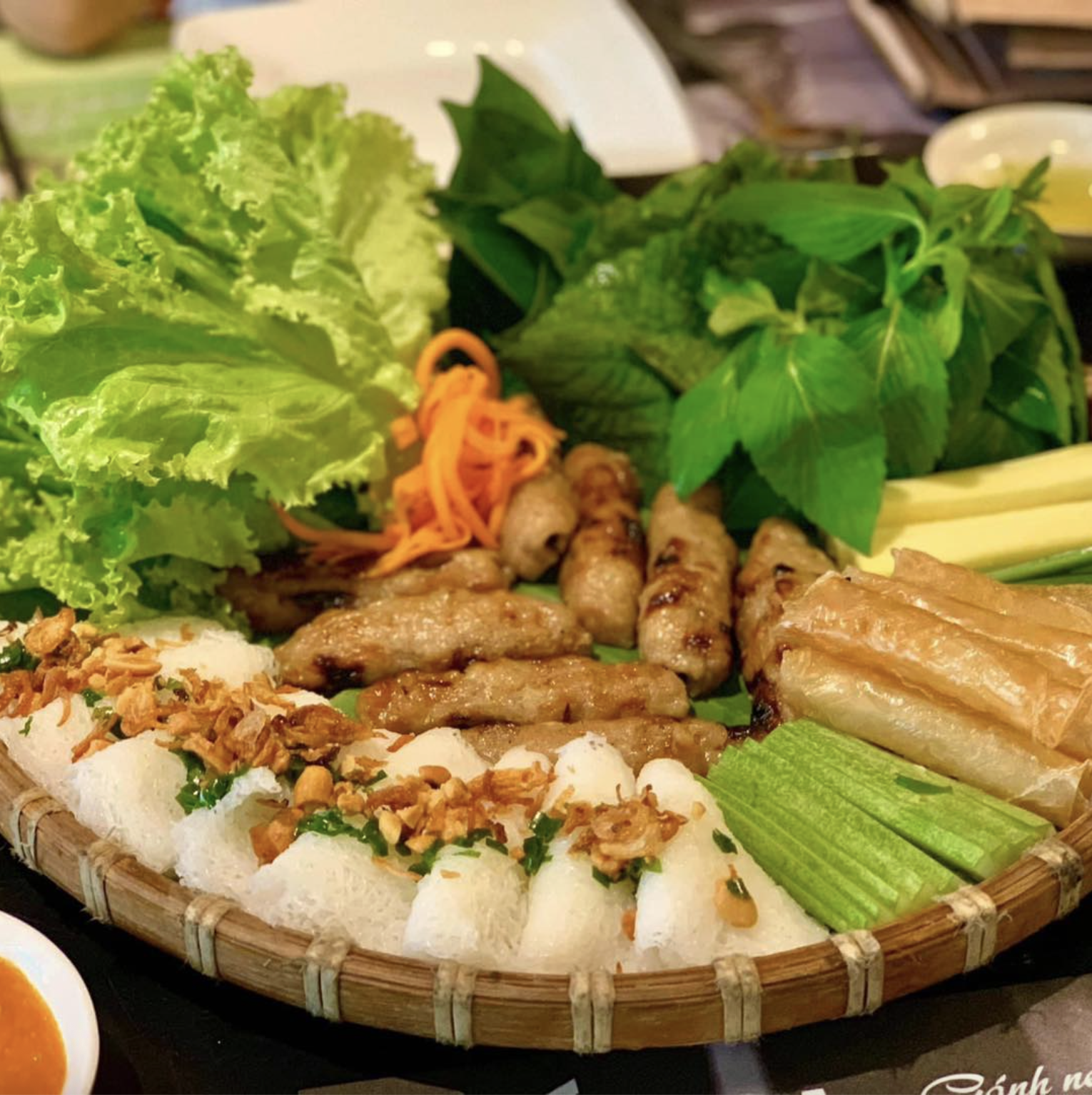 Món Việt lên đài Hàn Quốc, khách mời nổi tiếng ăn không ngừng, còn phải gọi thêm lần 2- Ảnh 4. Món Việt lên đài Hàn Quốc, khách mời nổi tiếng ăn không ngừng, còn phải gọi thêm lần 2- Ảnh 4.