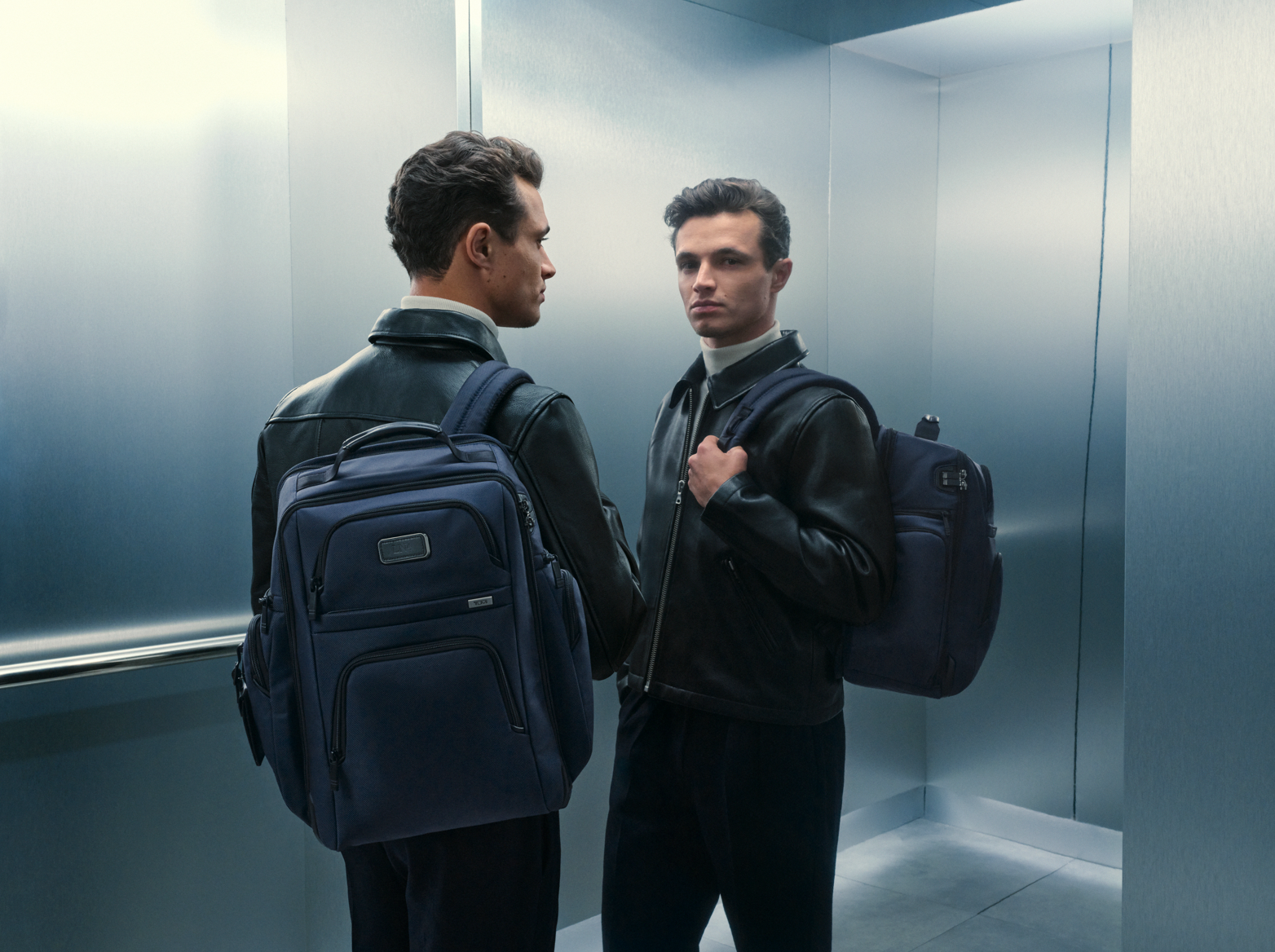 “Tổng tài hàng real” của showbiz lại gây sốt- Ảnh 1. “Tổng tài hàng real” của showbiz lại gây sốt- Ảnh 1.