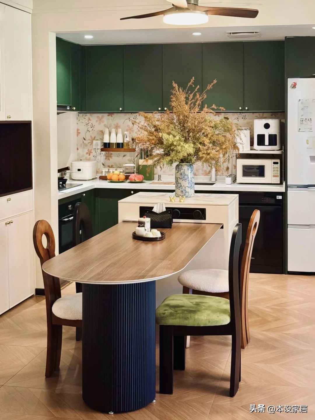 Bước vào căn bếp của một người trẻ, tôi chợt nhận ra: Nhiều nhà đang tiêu tiền cho bếp theo cách đã lỗi thời - còn đây mới là tư duy bếp “đẳng cấp cao” thật sự- Ảnh 3.