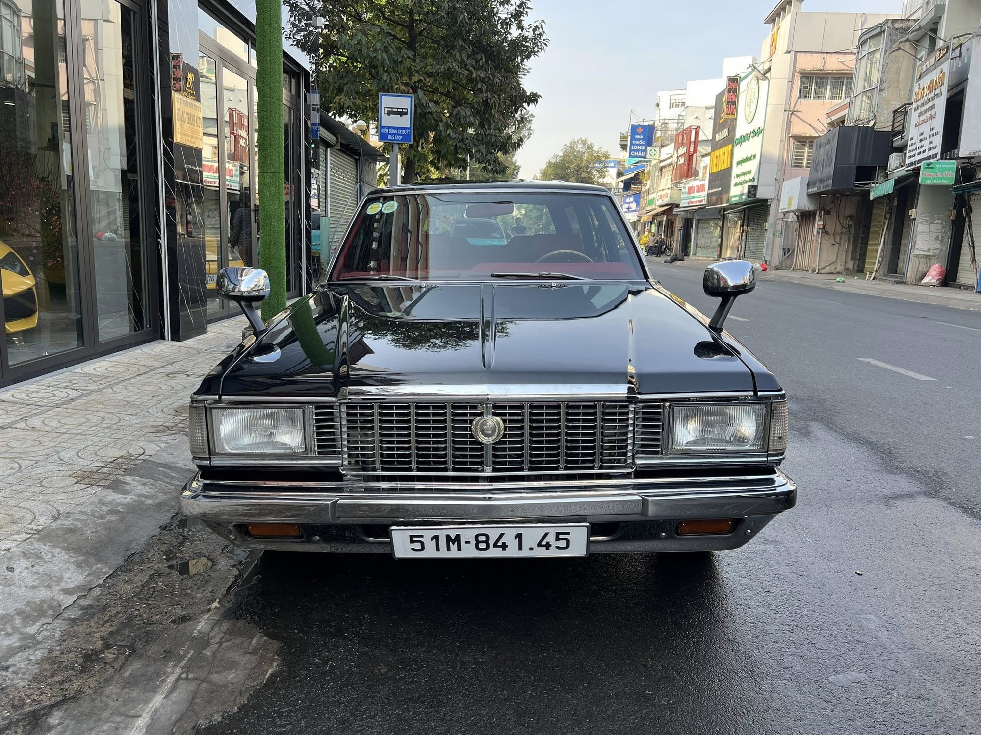 Ông Đặng Lê Nguyên Vũ đem Toyota Crown Wagon hàng hiếm lên phố: Vỏ 40 năm vẫn bóng loáng nhưng màu nội thất mới đặc biệt gây chú ý- Ảnh 2.