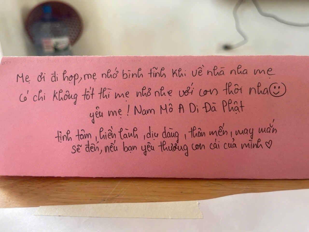 Lời nhắn gửi trước buổi họp phụ huynh gây sốt: Khéo thế này, ai nỡ mắng?- Ảnh 1.