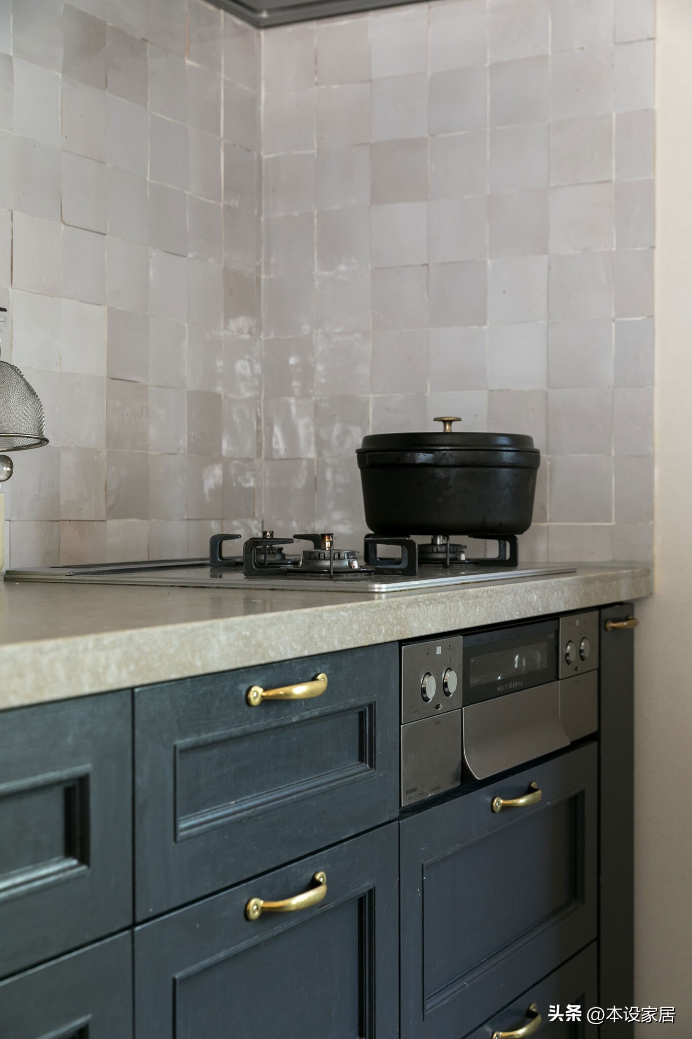 Ly hôn ở tuổi 38, sống một mình suốt 10 năm: Người phụ nữ 48 tuổi chọn độc thân để kiểm soát tiền bạc và sống nhẹ nhõm- Ảnh 8.