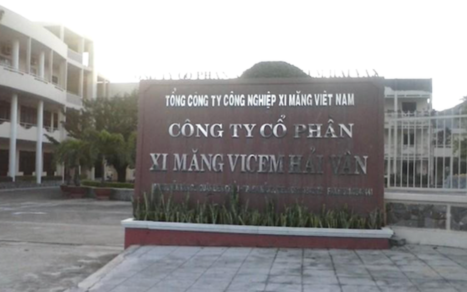 Lãnh đạo Vicem Hải Vân từ nhiệm - Ảnh 1.