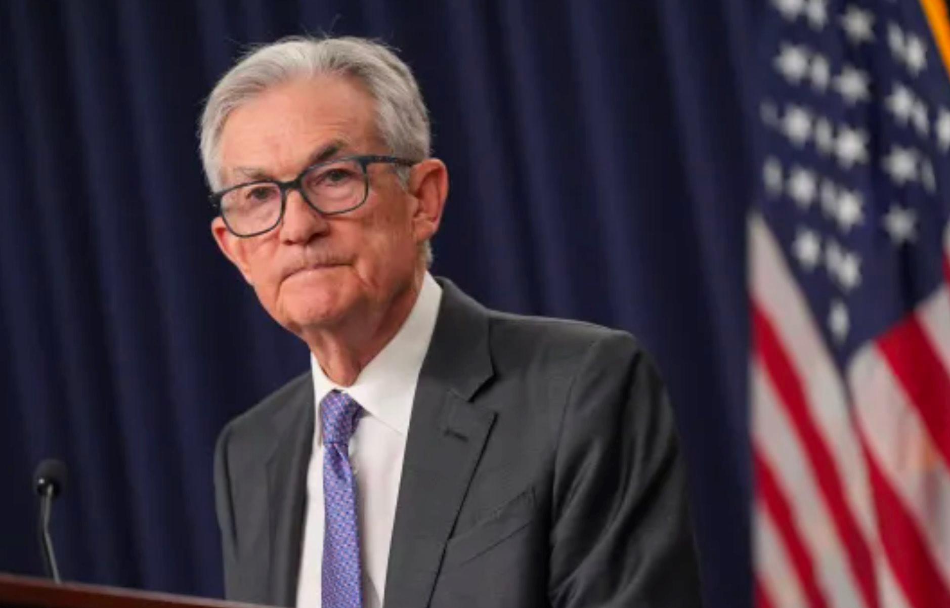 Fed bất ngờ có động thái lạ, khiến cả thị trường lo sợ bán tháo đồng USD: Chuyện gì đang xảy ra?- Ảnh 1.