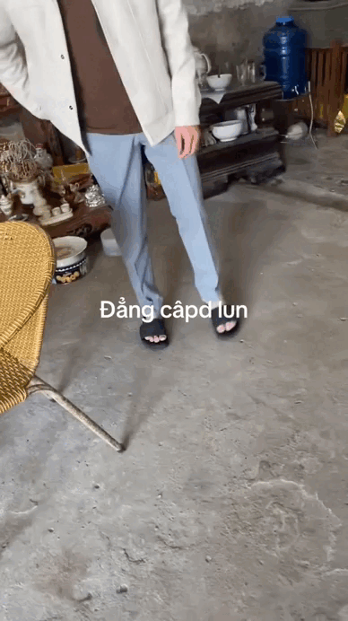 Shipper bá nhất Việt Nam: Nịnh khách ngọt như rót mật, tỉ lệ giao đơn 100% không có khái niệm hoàn hàng- Ảnh 1. Shipper bá nhất Việt Nam: Nịnh khách ngọt như rót mật, tỉ lệ giao đơn 100% không có khái niệm hoàn hàng- Ảnh 1.