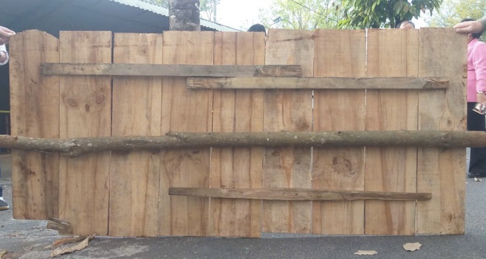 Vụ cướp ngân hàng ở Gia Lai: Xác định xe máy bị chôn vùi là của 2 tên cướp- Ảnh 3. Vụ cướp ngân hàng ở Gia Lai: Xác định xe máy bị chôn vùi là của 2 tên cướp- Ảnh 3.