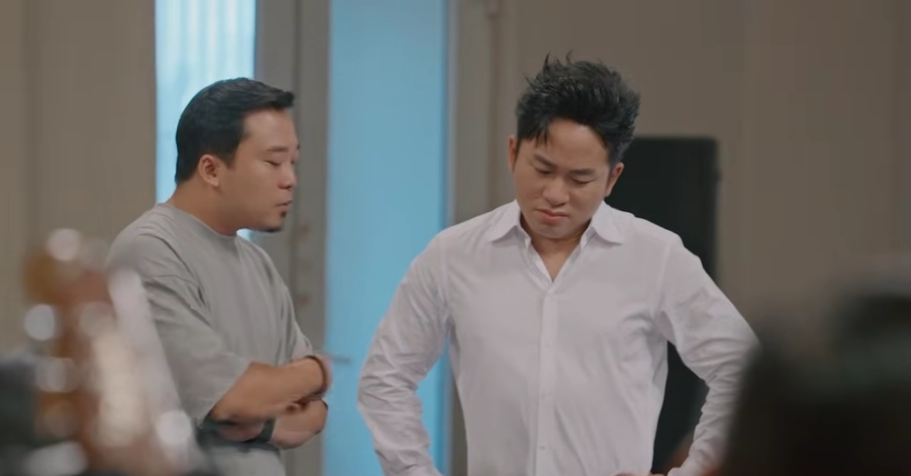 Tùng Dương tranh cãi dữ dội với 1 nam nhạc sĩ: "Tôi phải cầu cứu Nguyễn Văn Chung"- Ảnh 1.