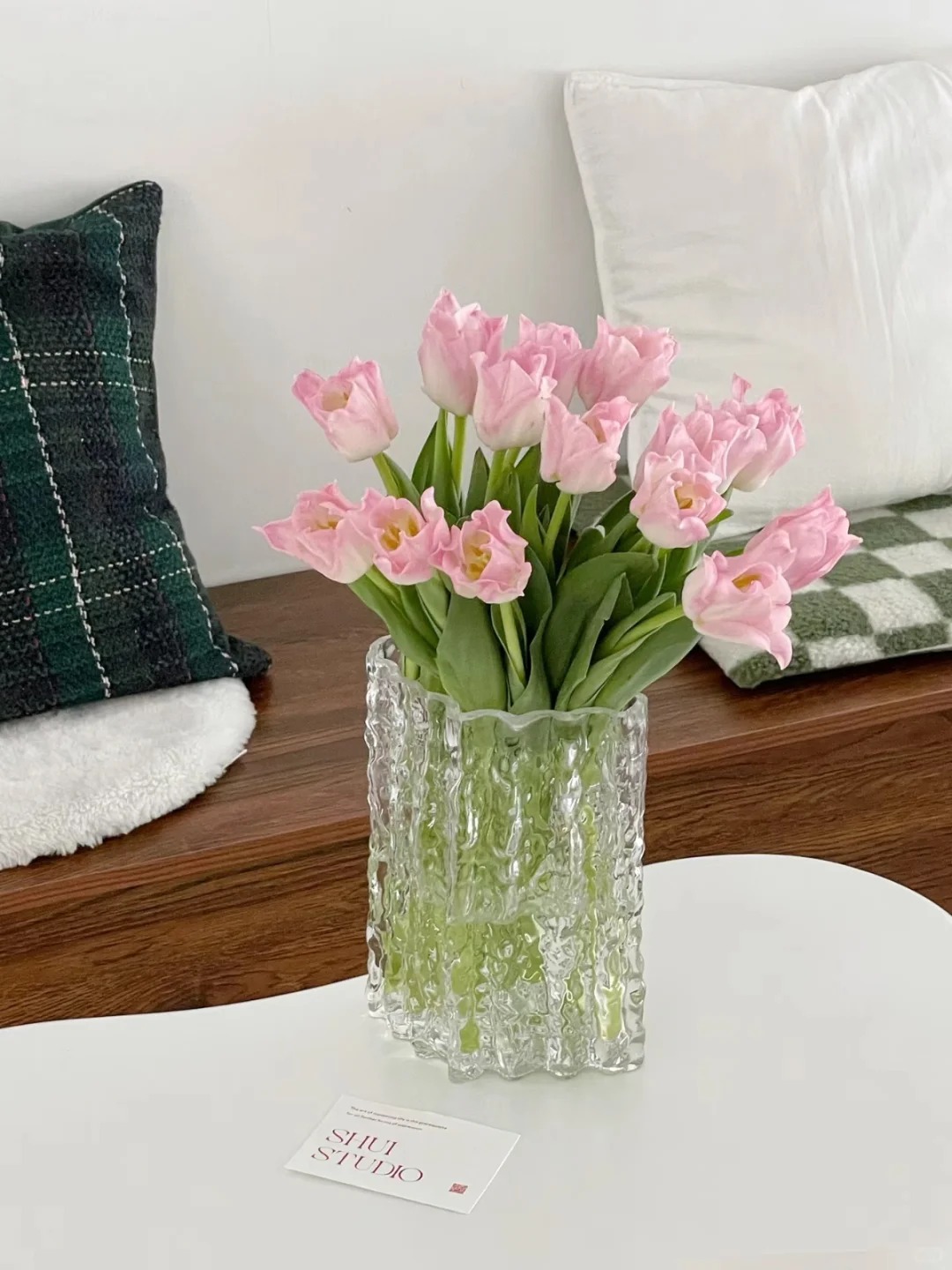 Đừng chỉ cắm lay ơn hay thược dược, Tết này thử ngay loài hoa "đổi màu" diệu kỳ: Ban đầu trắng muốt, càng ngắm càng ra tiền!- Ảnh 20.