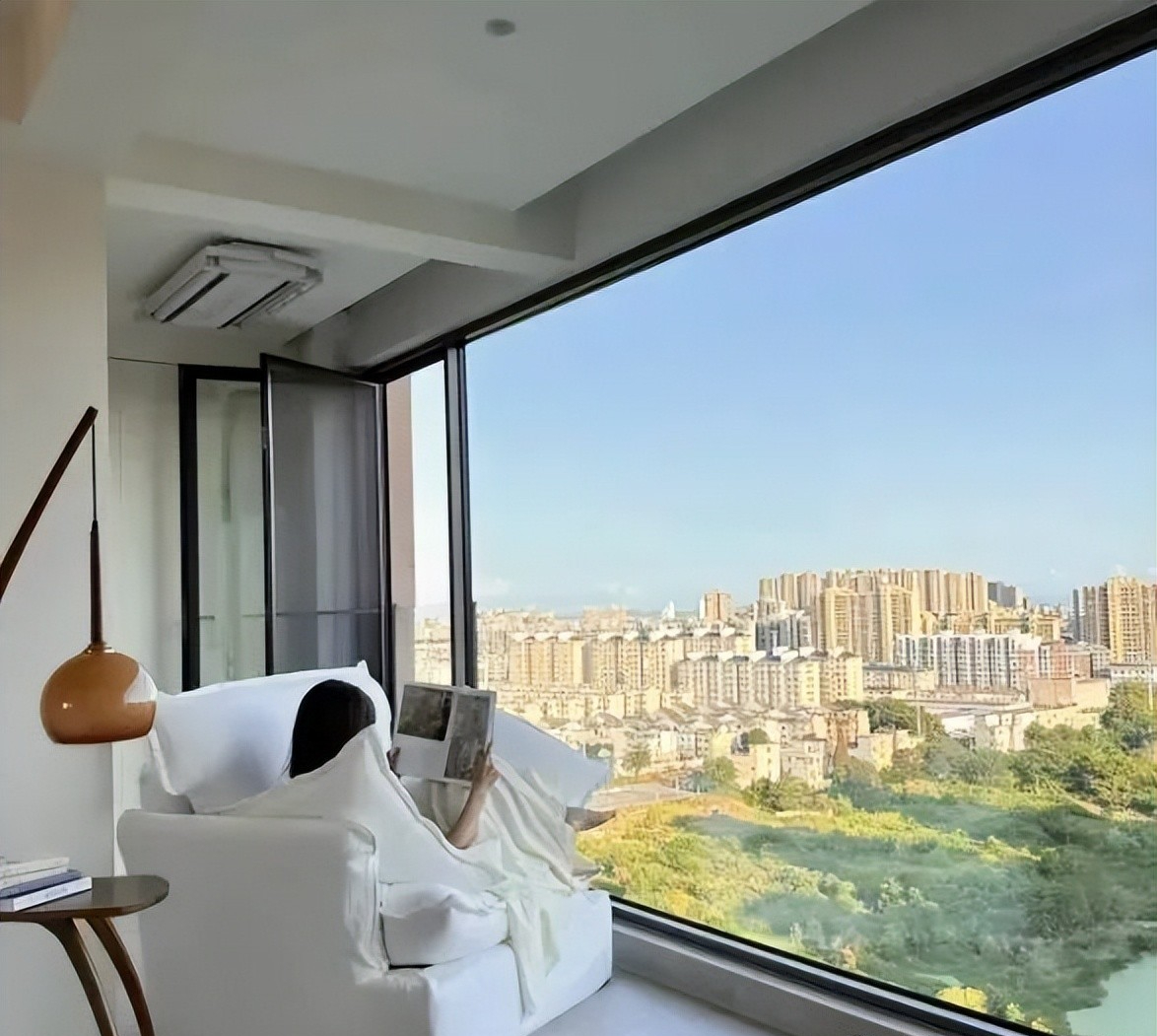 Vừa mua căn hộ tầng 26, tôi hối hận và bán gấp để xuống tầng 5: Bài học đắt giá không có trong quảng cáo- Ảnh 1. Vừa mua căn hộ tầng 26, tôi hối hận và bán gấp để xuống tầng 5: Bài học đắt giá không có trong quảng cáo- Ảnh 1.