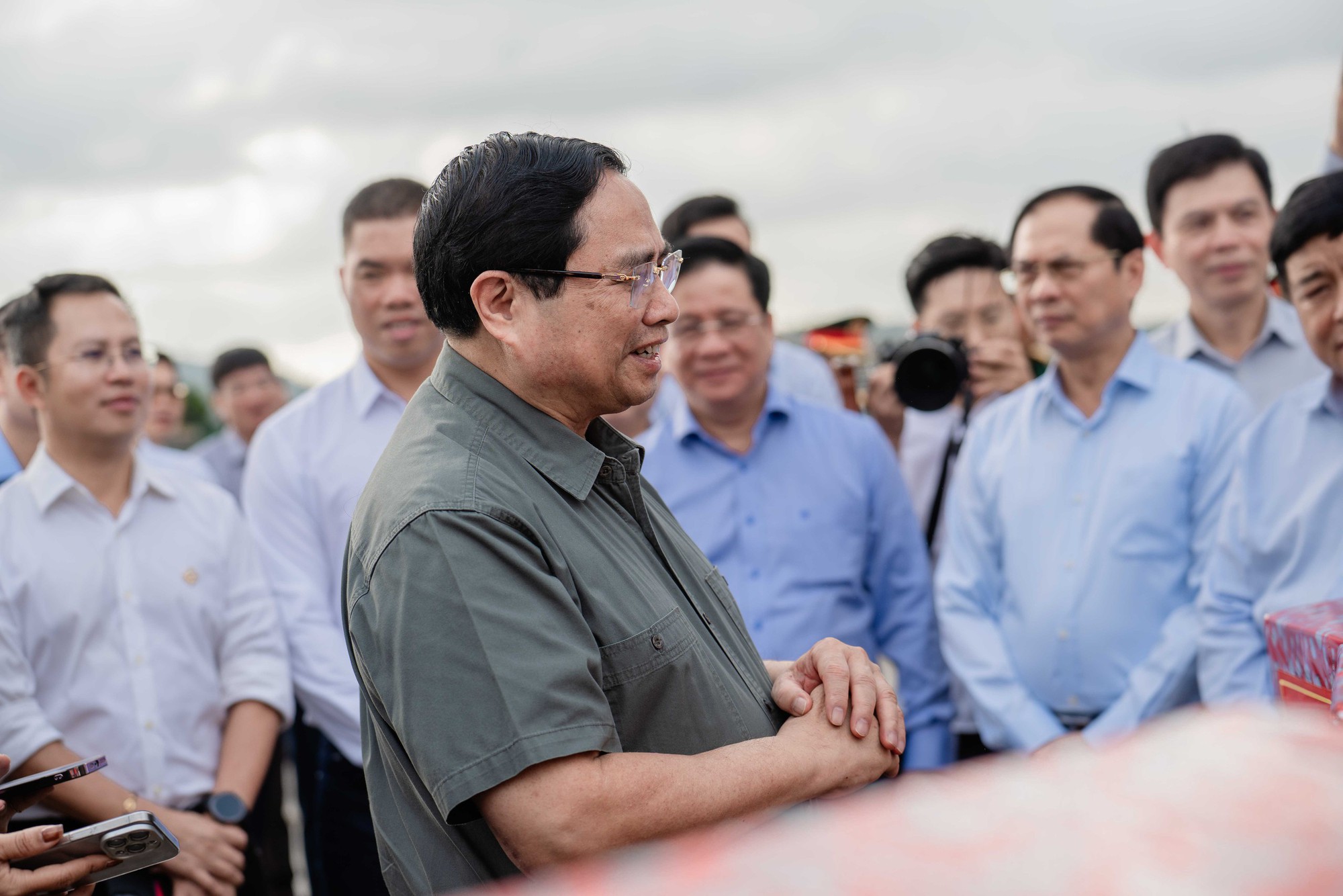 Thủ tướng đề nghị phát huy tinh thần "chỉ bàn làm, không bàn lùi" tại các dự án phục vụ APEC- Ảnh 7.