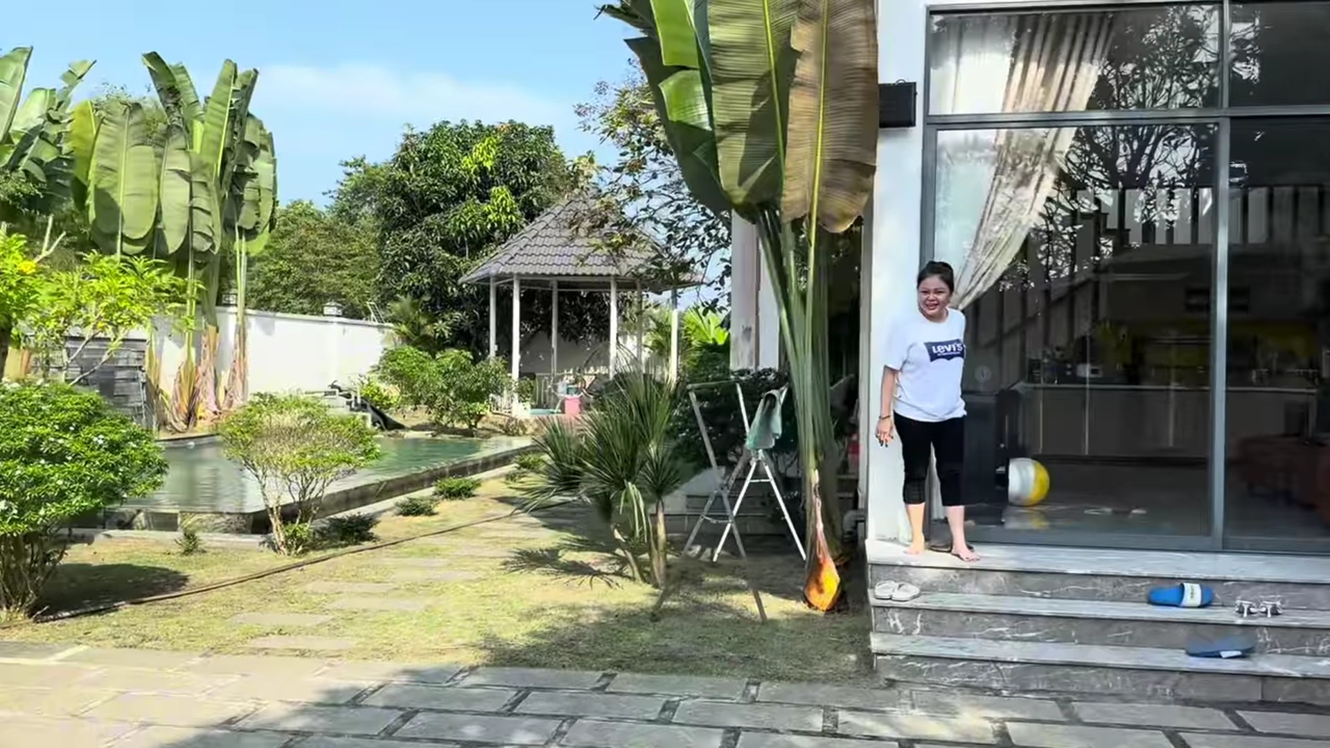 Bạn thân Trấn Thành mua 3 miếng đất xây biệt thự 600m2 nghỉ dưỡng- Ảnh 1.