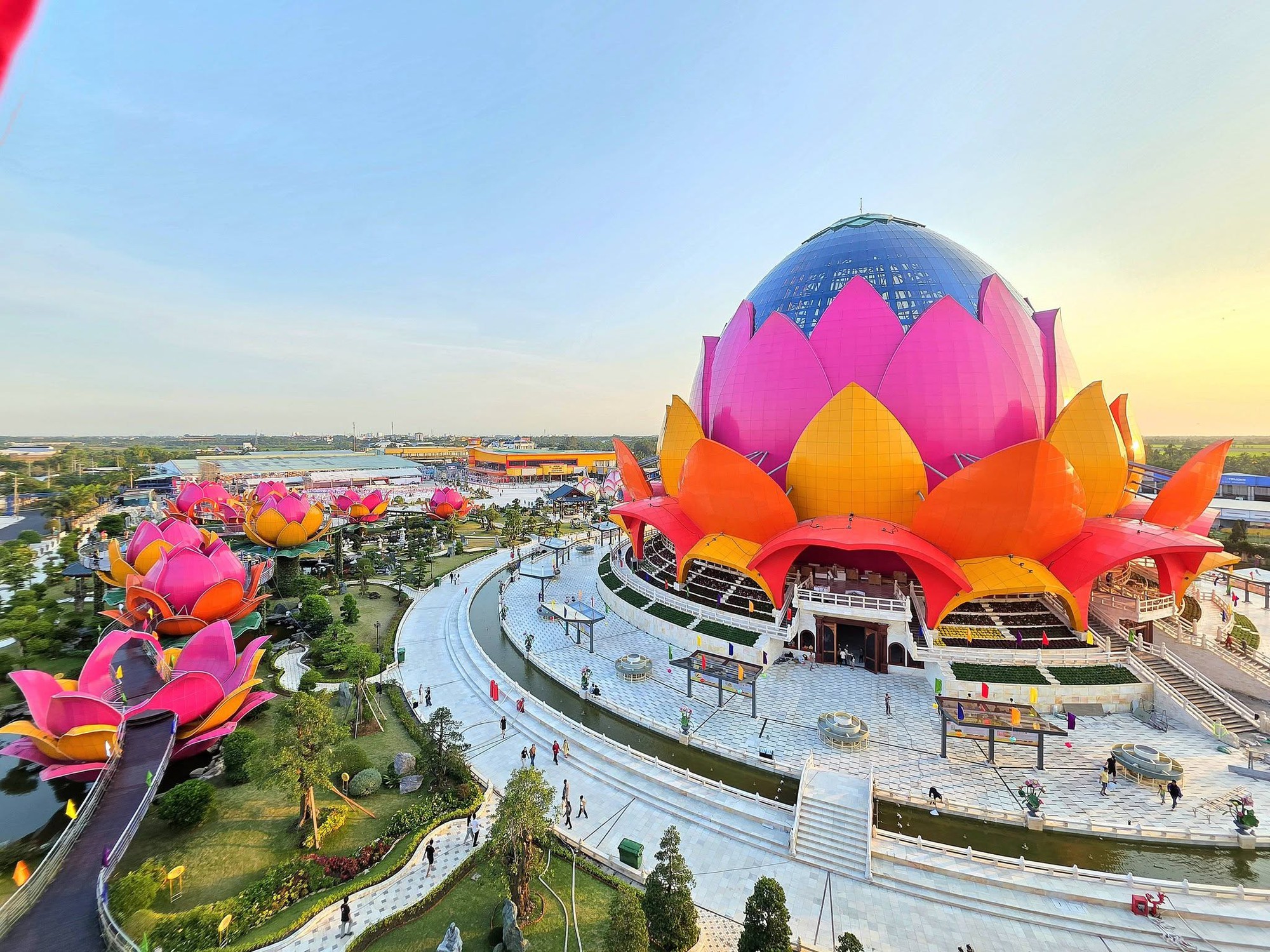 Liên hoa bảo tháp 68m tại Cần Thơ: Điểm nhấn văn hóa mới 2026 - Ảnh 1.