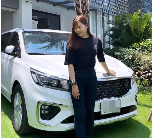 Mỹ nhân Việt thưởng Tết cho nhân viên bằng nhẫn kim cương- Ảnh 3.