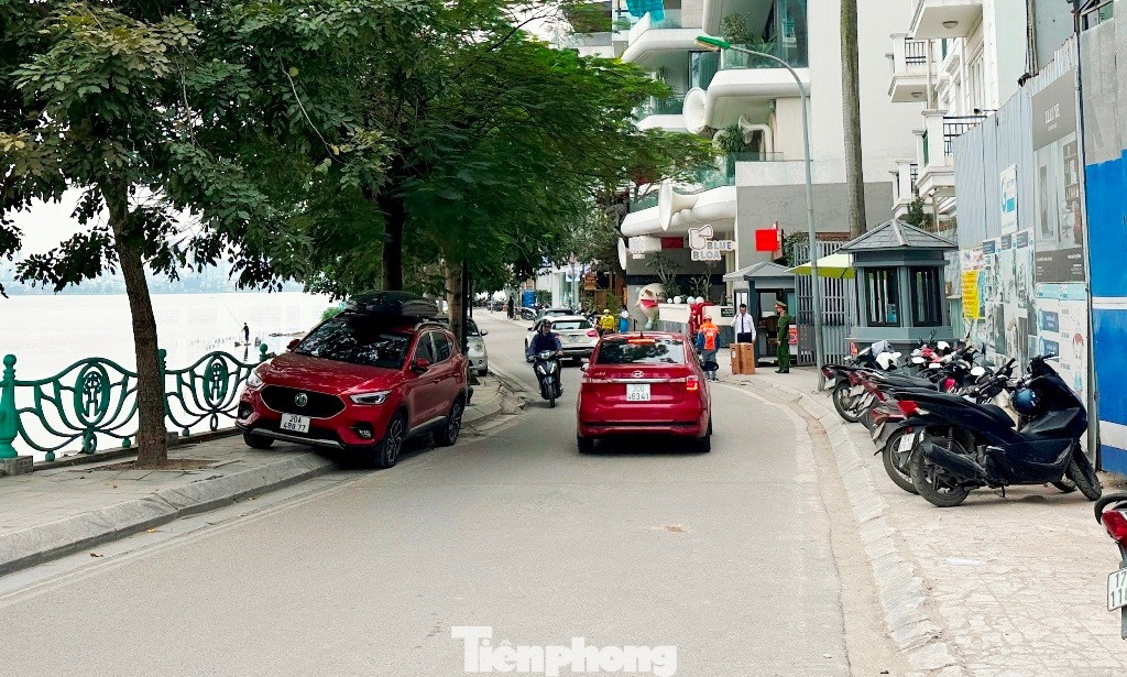 Dự án 30.000 tỷ 'đại chỉnh trang' Hồ Tây: Dự kiến cần hơn 291 ha trả cho nhà đầu tư BT- Ảnh 1.