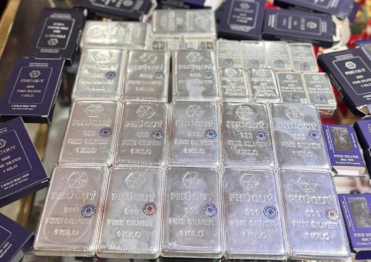 - Ảnh 3. - Ảnh 3.