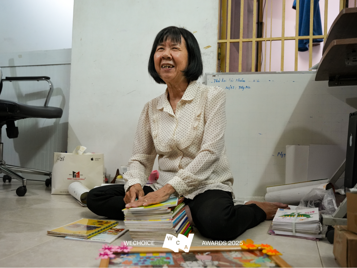 "Sĩ số 45. Vắng 45" - Câu chuyện phía sau hai dòng chữ trên góc bảng lớp học khiến tất cả lặng đi- Ảnh 4. "Sĩ số 45. Vắng 45" - Câu chuyện phía sau hai dòng chữ trên góc bảng lớp học khiến tất cả lặng đi- Ảnh 4.