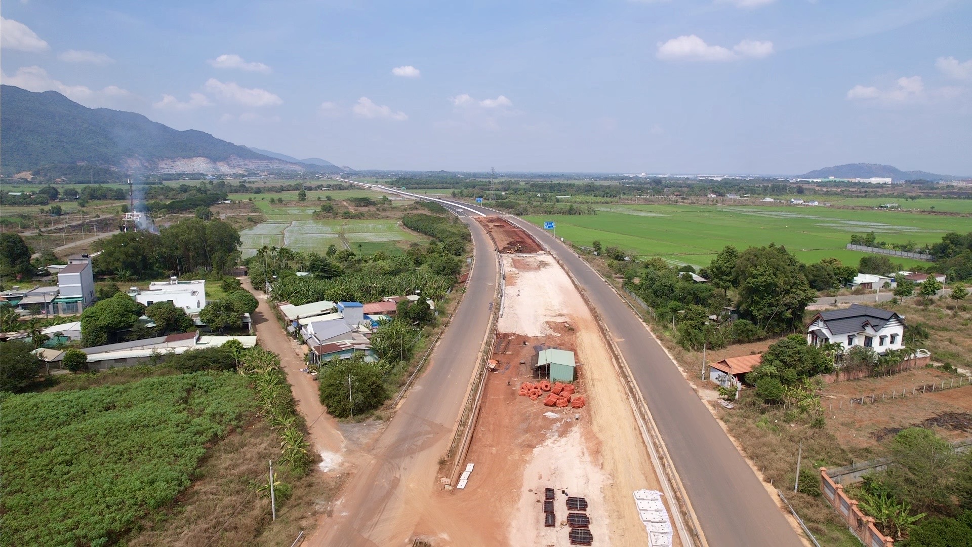 Dự án cao tốc biên hòa Vũng Tàu sắp hoàn thành , kết nối giao thông miền Đông - Ảnh 8.